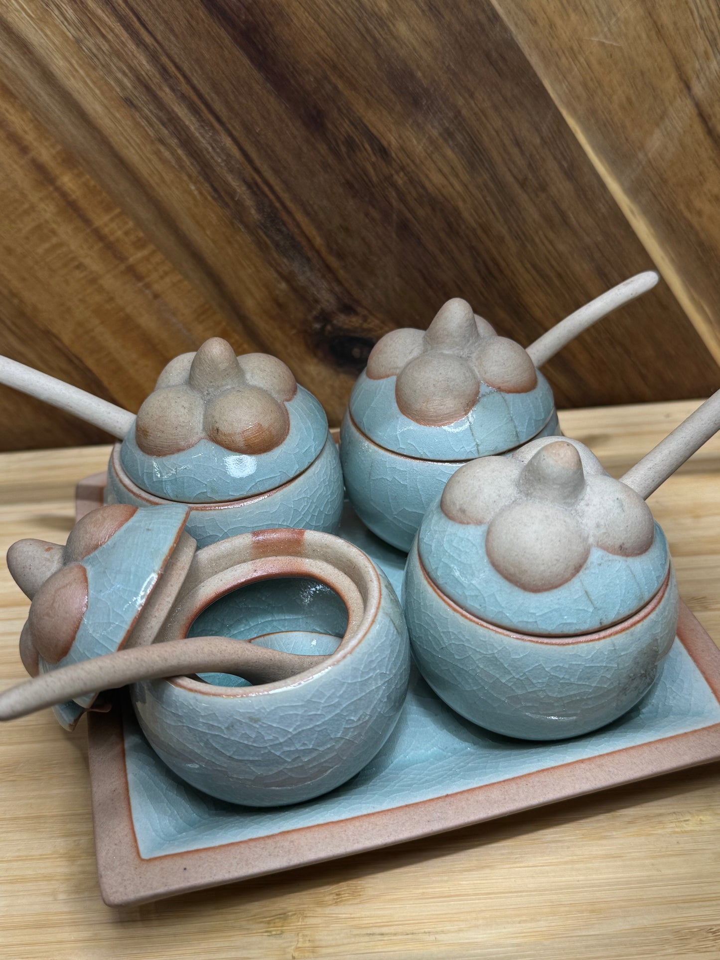 طبق لتقديم المعابيج مقسم .. bluestone pickle dish